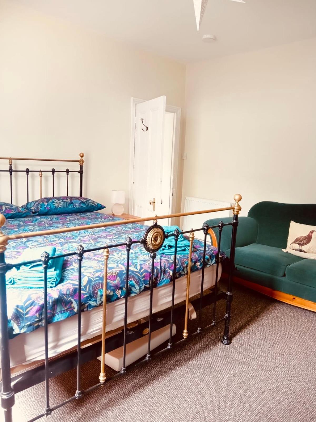 Llangollen Townhouse 4 Bedroom Εξωτερικό φωτογραφία